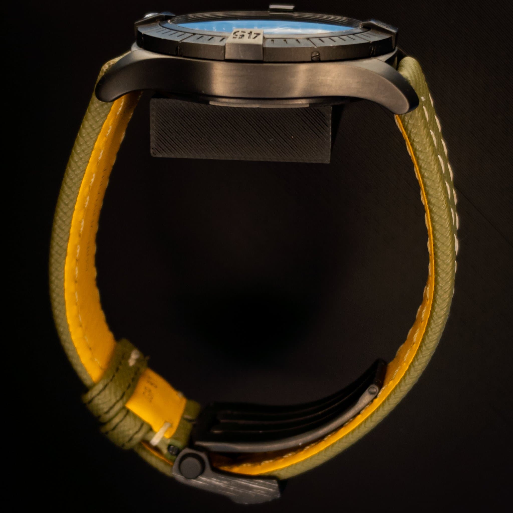 Breitling Avenger Automatic GMT 45 Night Mission LE 2000 (Ref. V323952A1L1X2) — photo 15