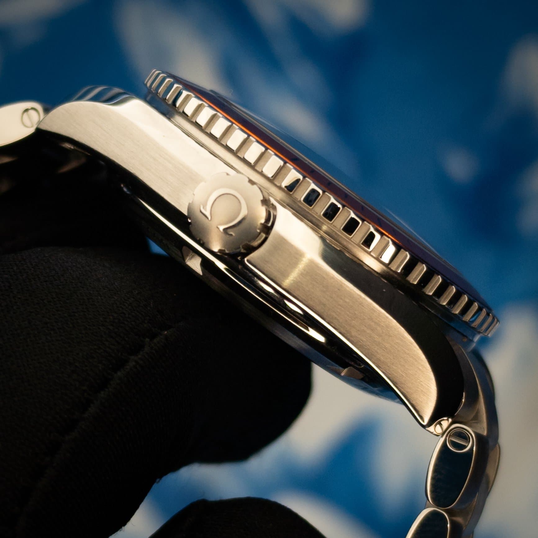Omega Seamaster Planet Ocean 42 Creamsicle (Ref. 232.30.42.21.01.002) — photo 6