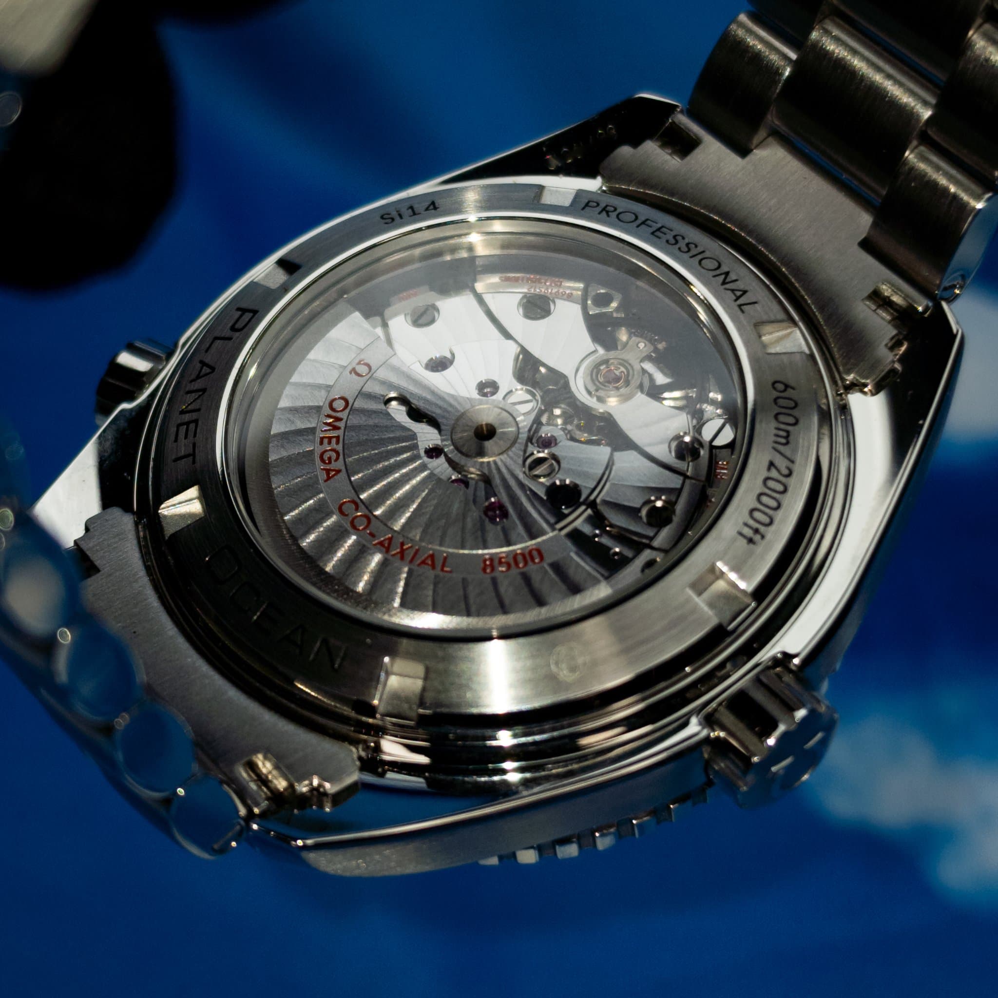Omega Seamaster Planet Ocean 42 Creamsicle (Ref. 232.30.42.21.01.002) — photo 5