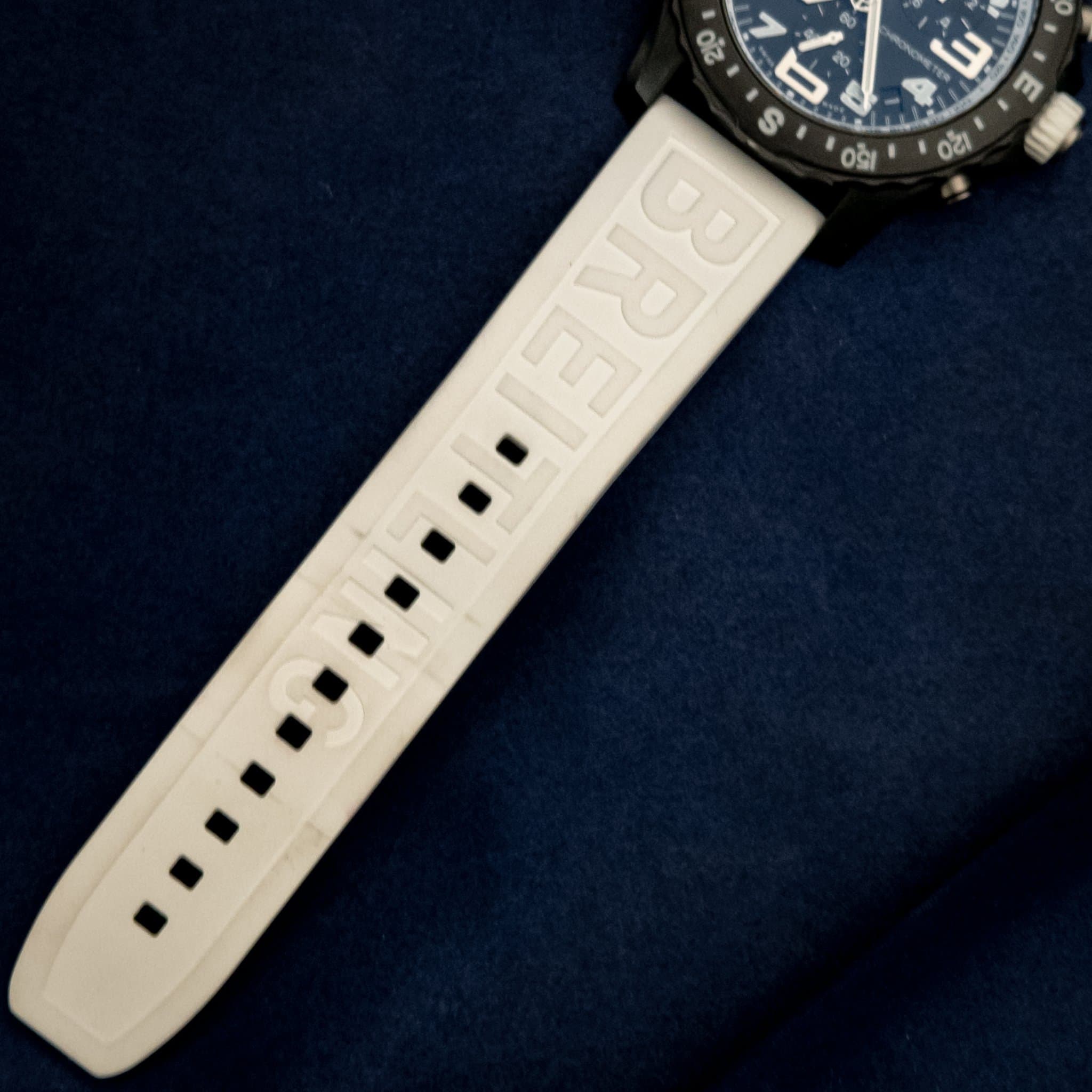 Breitling Endurace Pro 44 White (Ref. X82310A71B1S1) — photo 10