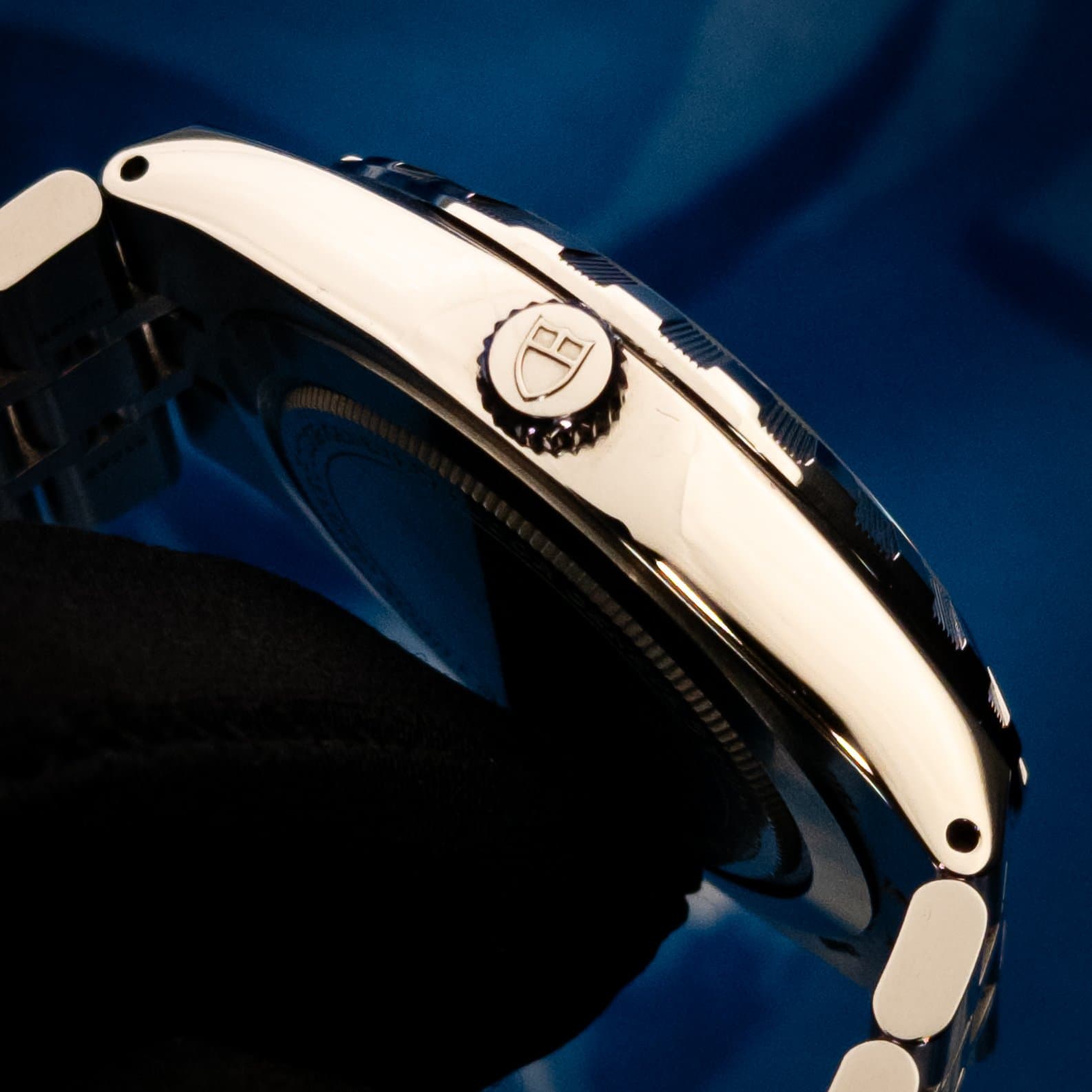 Tudor Royal 28600 Black (Ref. 28600-0003) — photo 6
