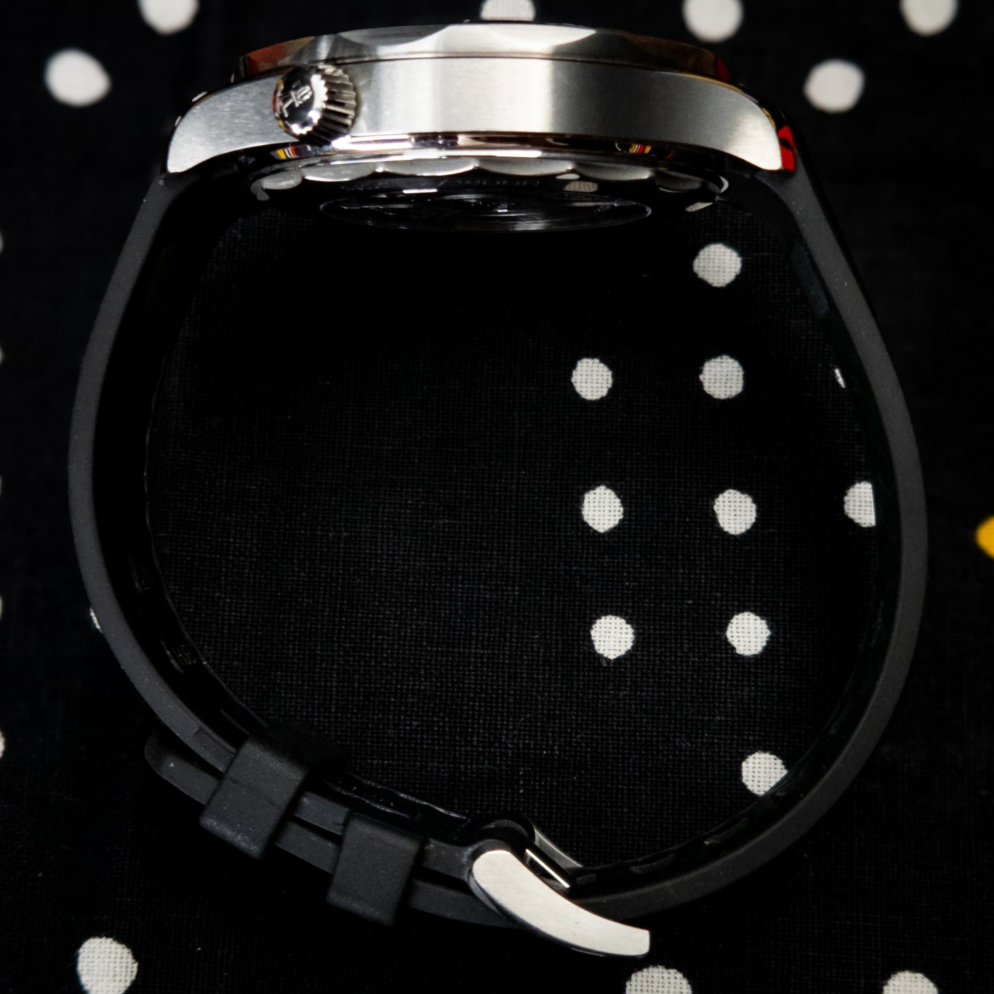 Omega SMP Black Wave Rub 2021 (Ref. 210.32.42.20.01.001) — photo 13