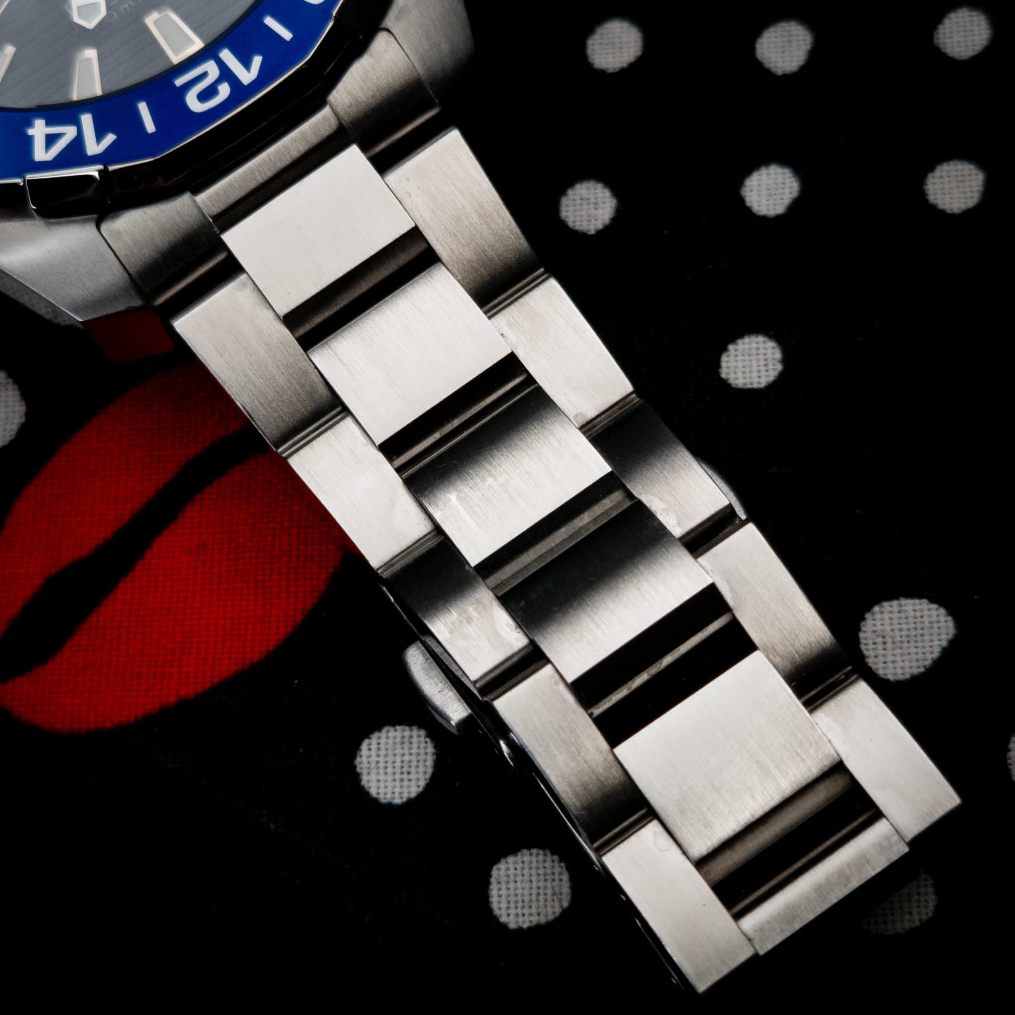 TAG Heuer Aquaracer 300M (Ref. WAY201T.BA0927) — photo 12