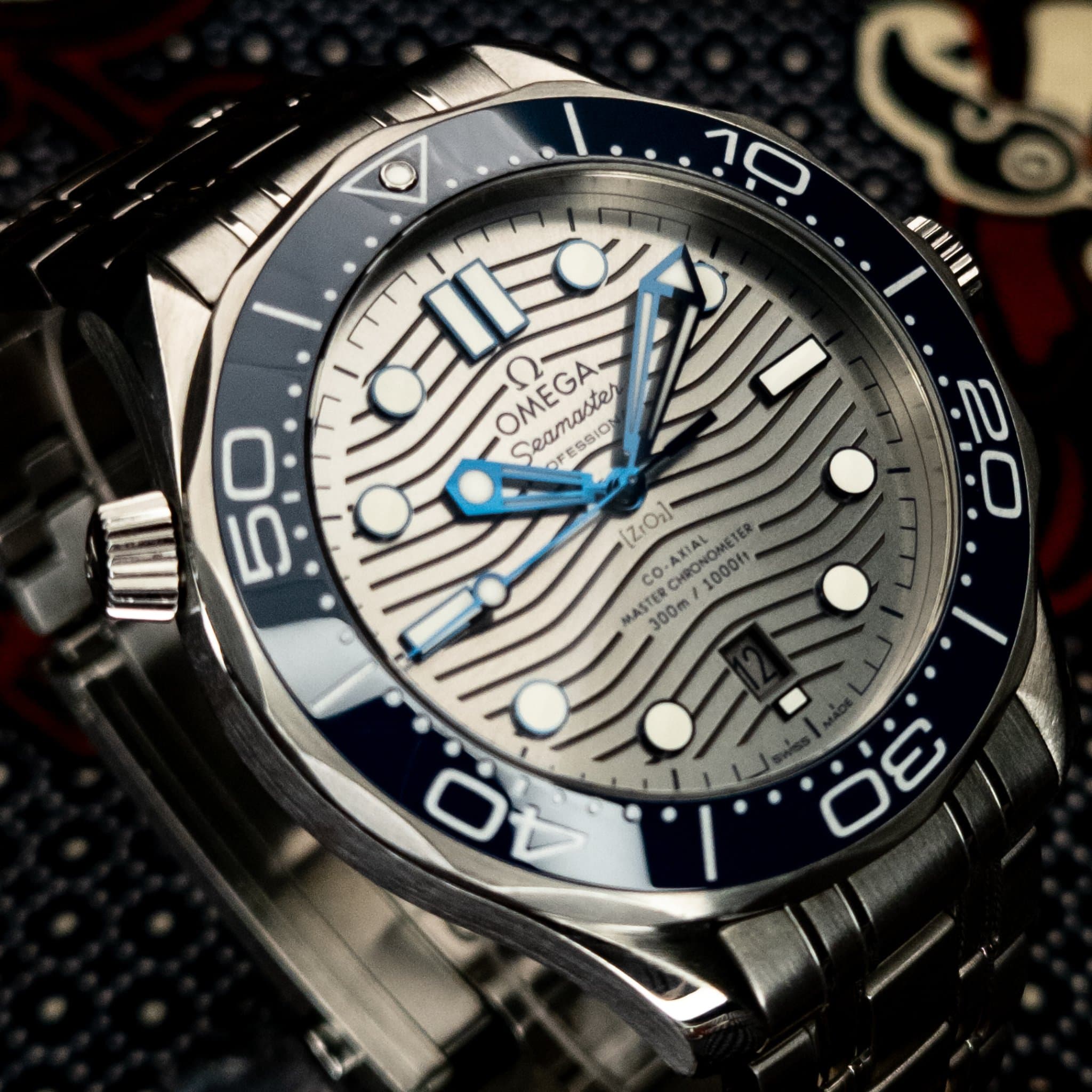 Omega SMP Gray Wave Steel 2023 (Ref. 210.30.42.20.06.001) — photo 3