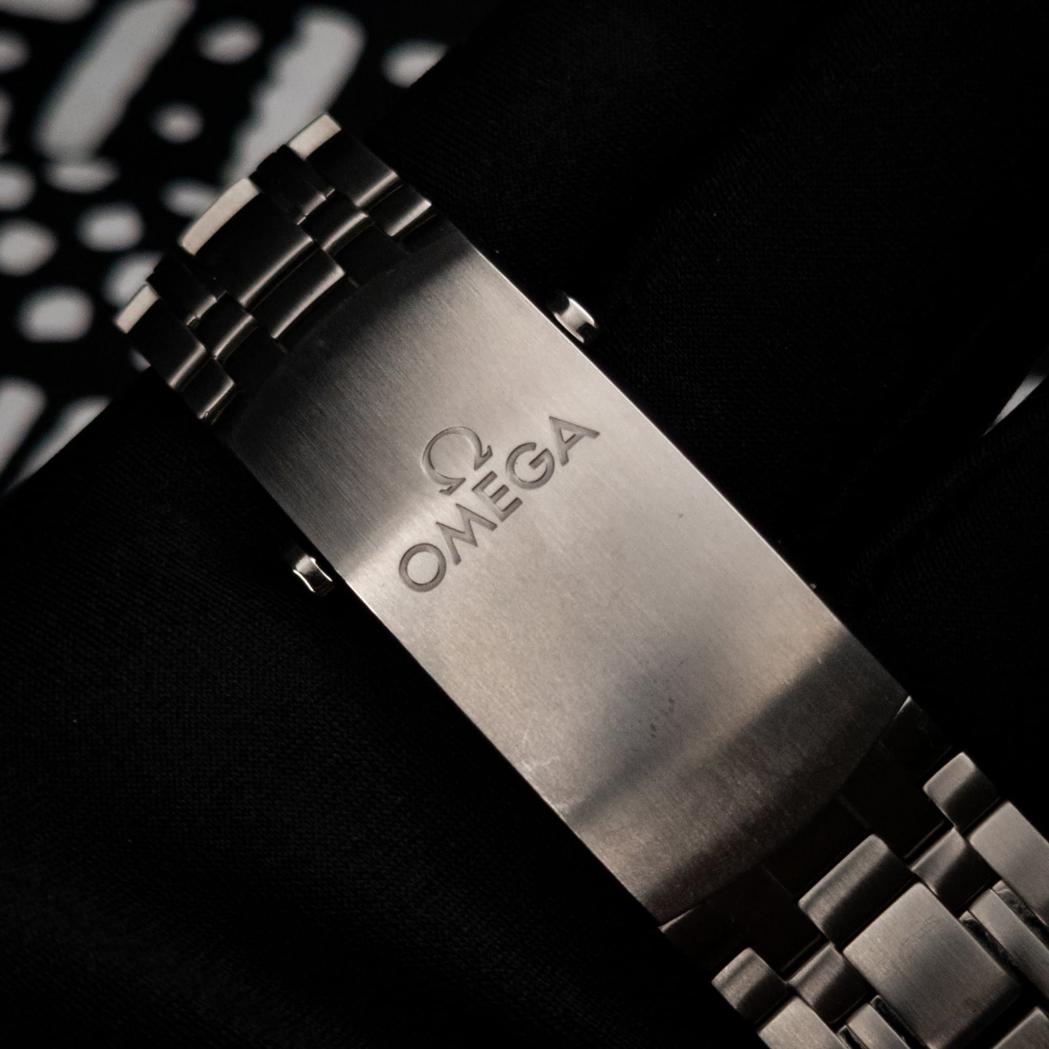 Omega SMP White Wave Steel 2025 (Ref. 210.30.42.20.04.001) — photo 9