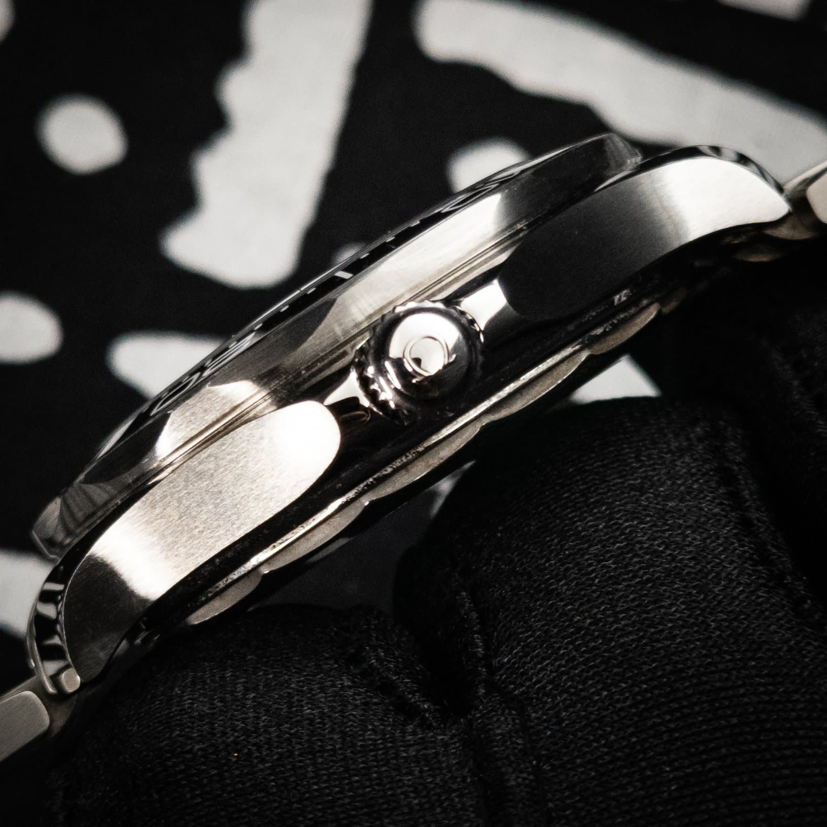 Omega SMP White Wave Steel 2025 (Ref. 210.30.42.20.04.001) — photo 7
