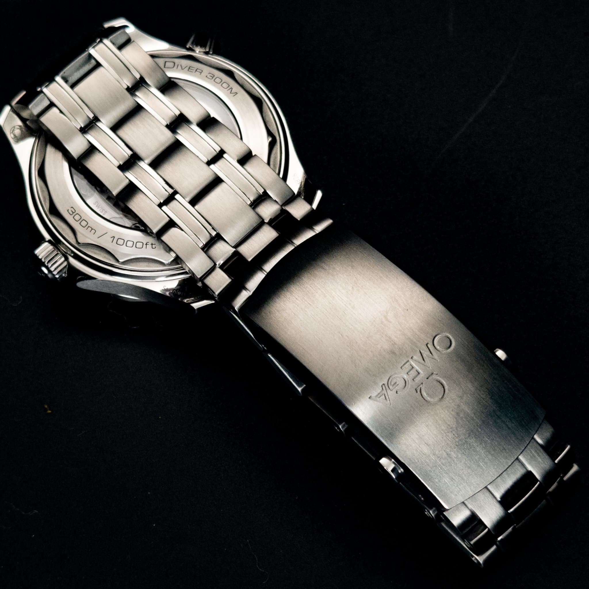 Omega SMP Blue Wave 2025 (Ref. 210.30.42.20.03.001) — photo 12