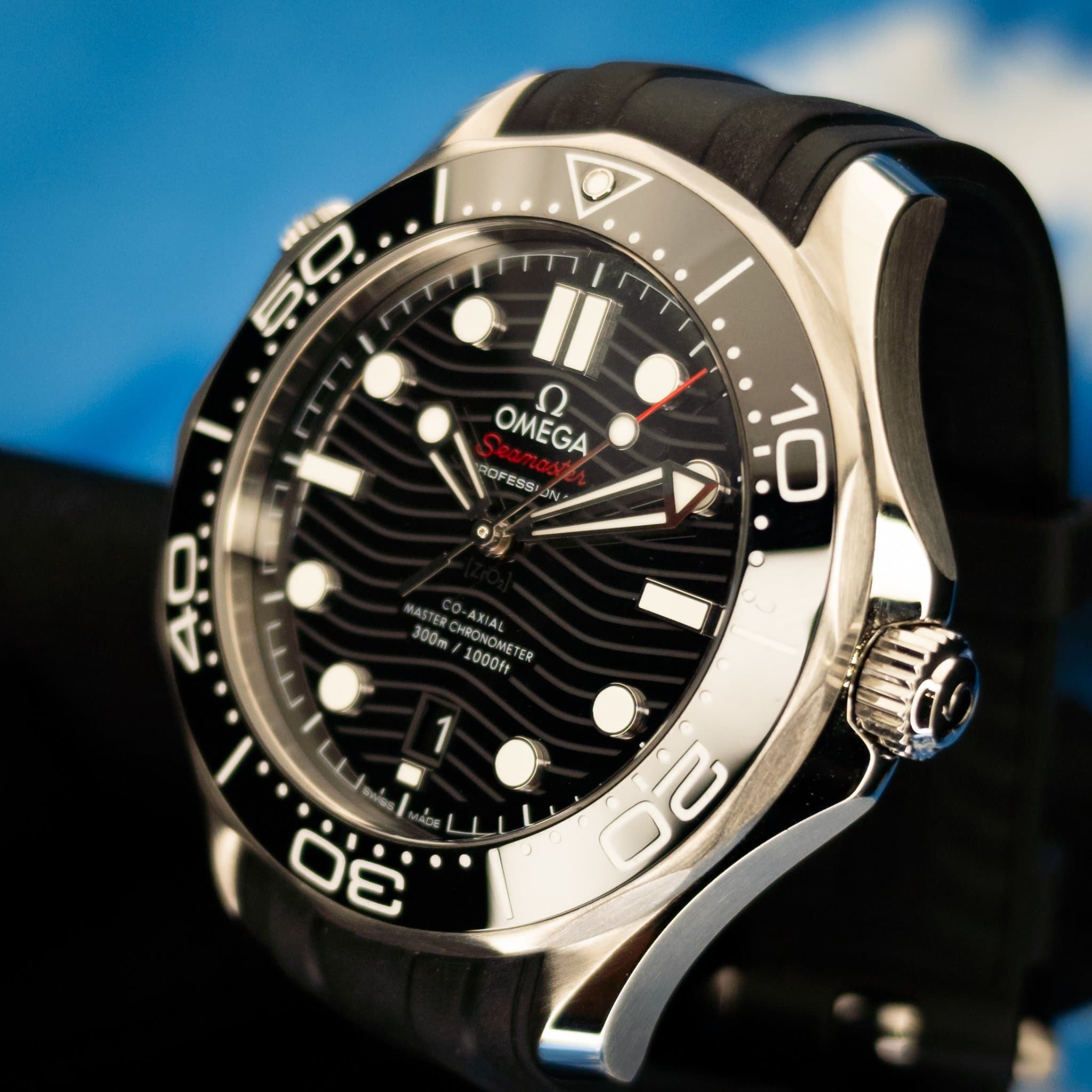 Omega Seamaster Black Wave Rubber (Ref. 210.32.42.20.01.001) — photo 14
