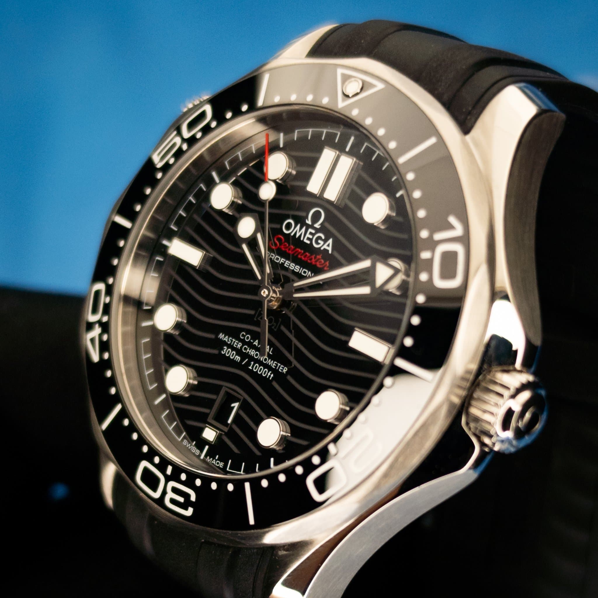 Omega Seamaster Black Wave Rubber (Ref. 210.32.42.20.01.001) — photo 13