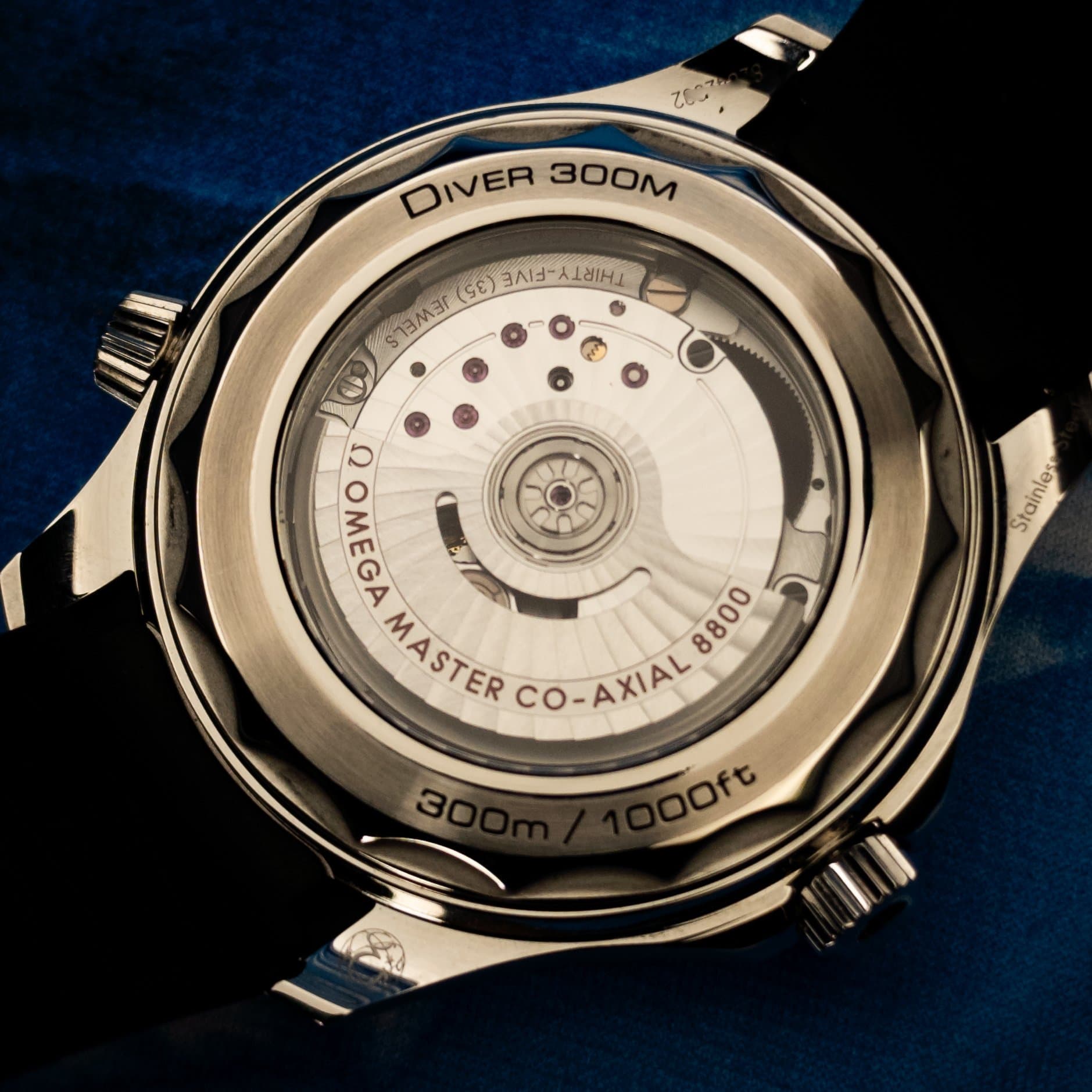 Omega Seamaster Black Wave Rubber (Ref. 210.32.42.20.01.001) — photo 7
