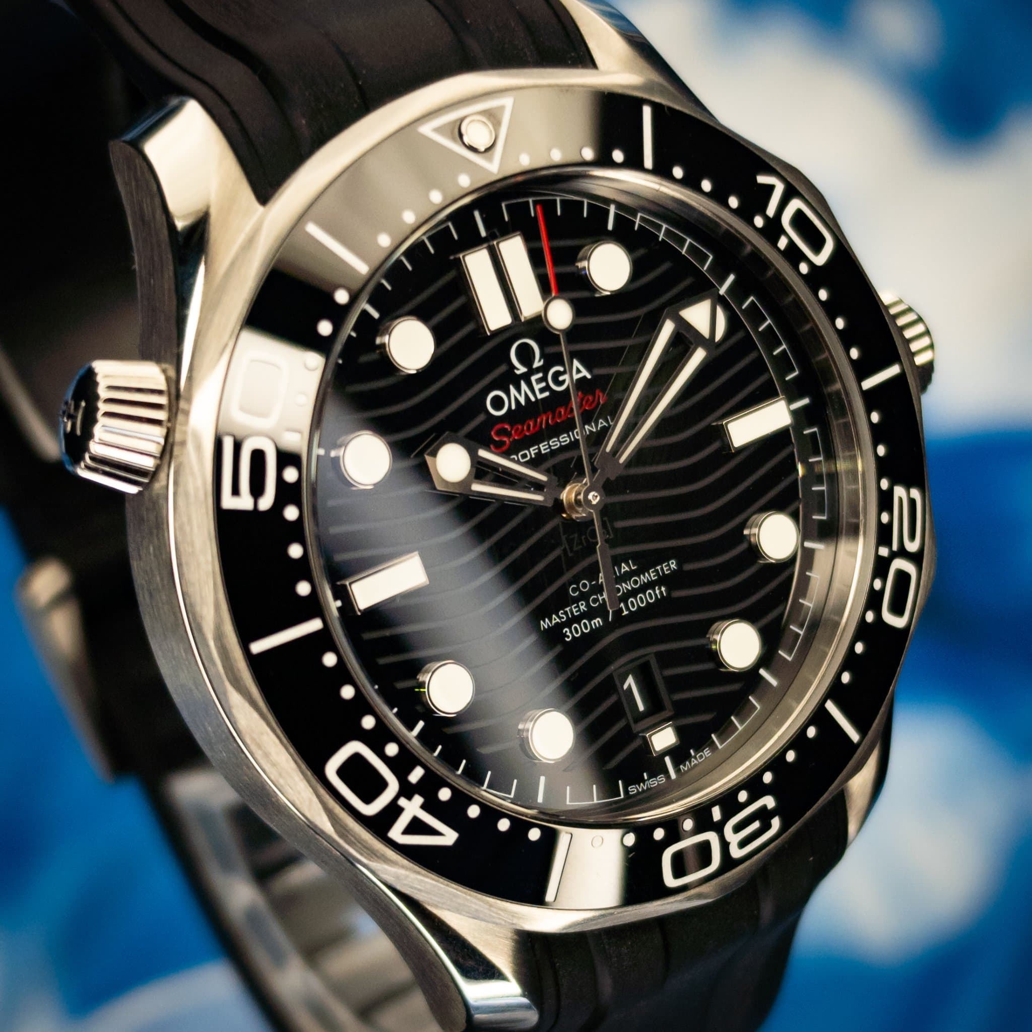 Omega Seamaster Black Wave Rubber (Ref. 210.32.42.20.01.001) — photo 5