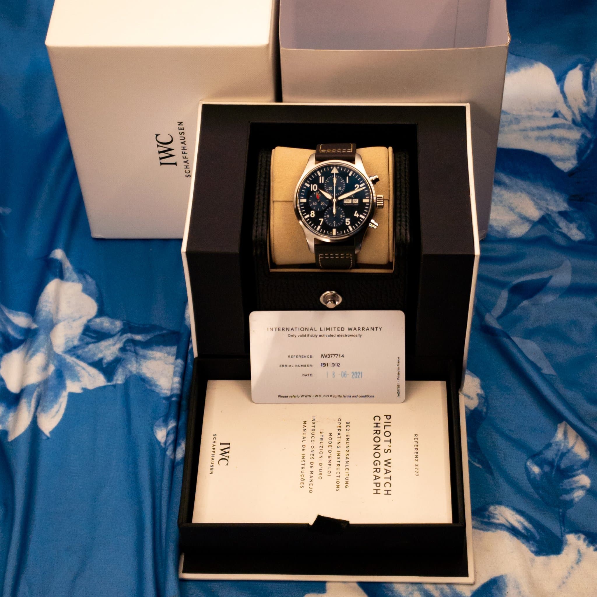 IWC Pilot Le Petit (Ref. IW377714) — photo 16