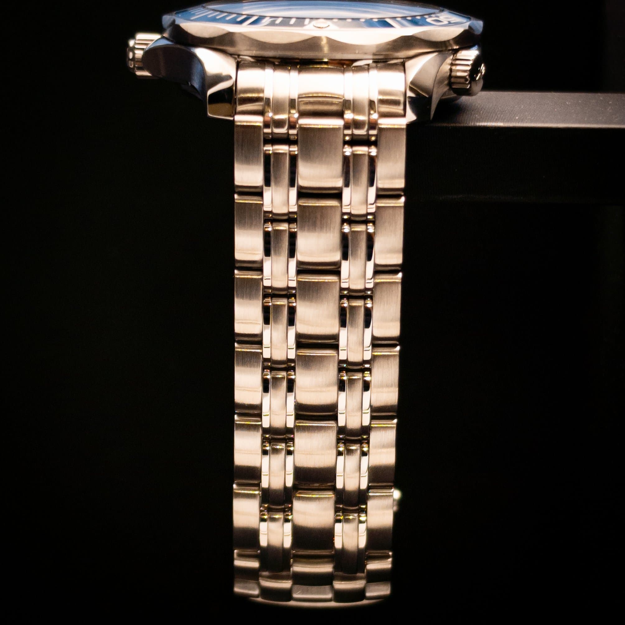 Omega Seamaster Diver 300M Blue No Wave (Ref. 212.30.41.20.03.001) — photo 12