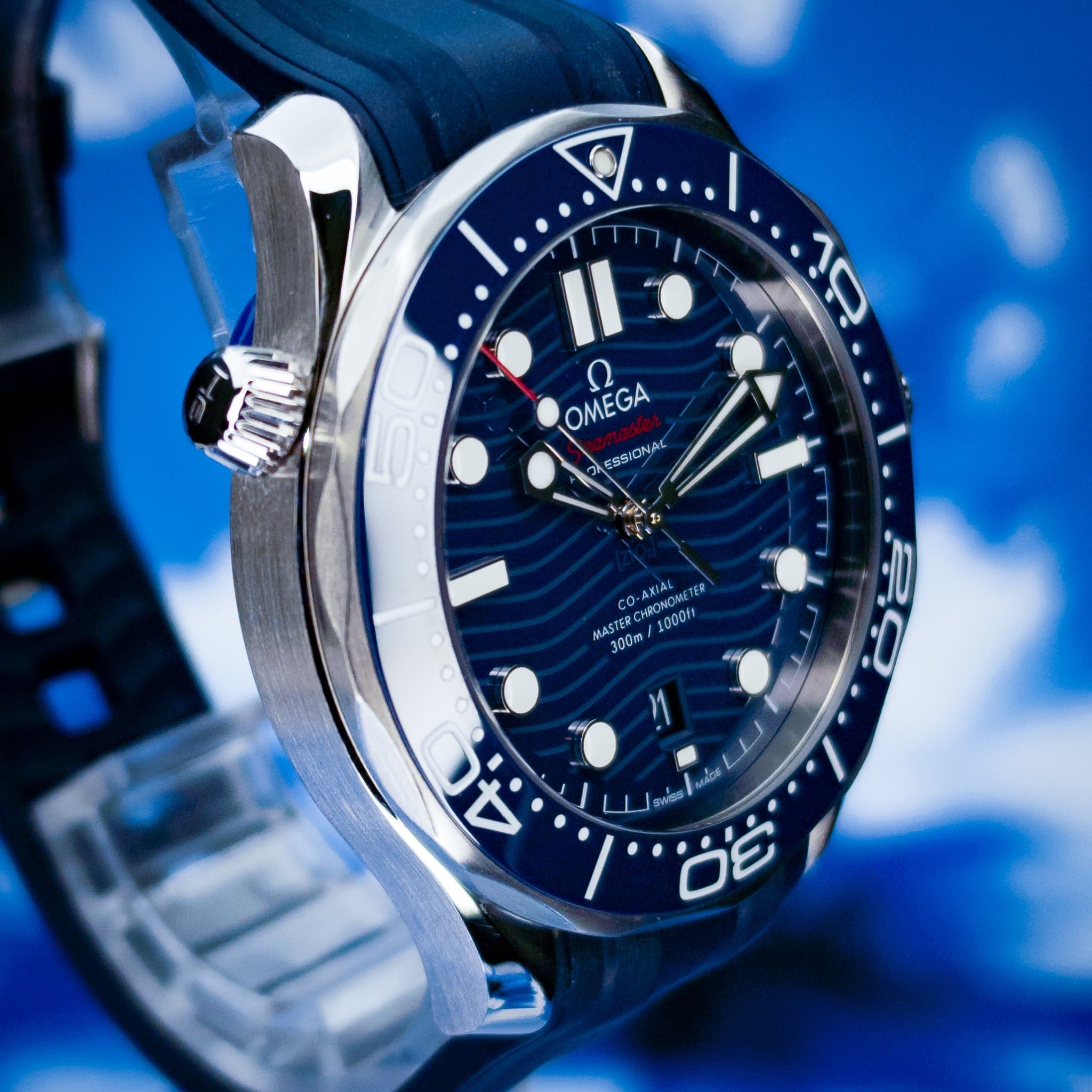 Omega Seamaster Pro 300M Blue Wave Rubber (Ref. 210.32.42.20.03.001) — photo 3