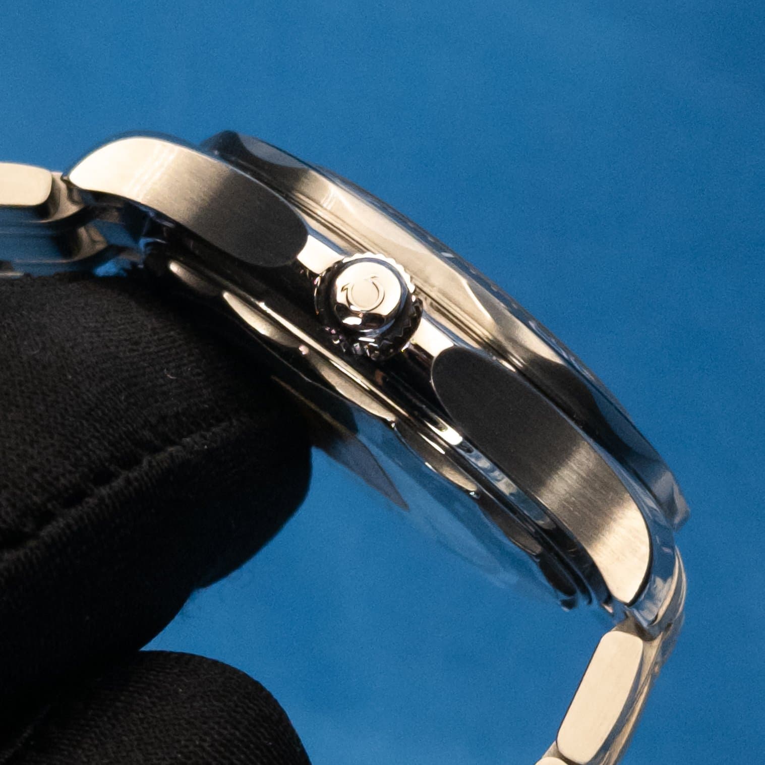 Omega Seamaster Diver 300M 2025 (Ref. 210.30.42.20.03.001) — photo 6