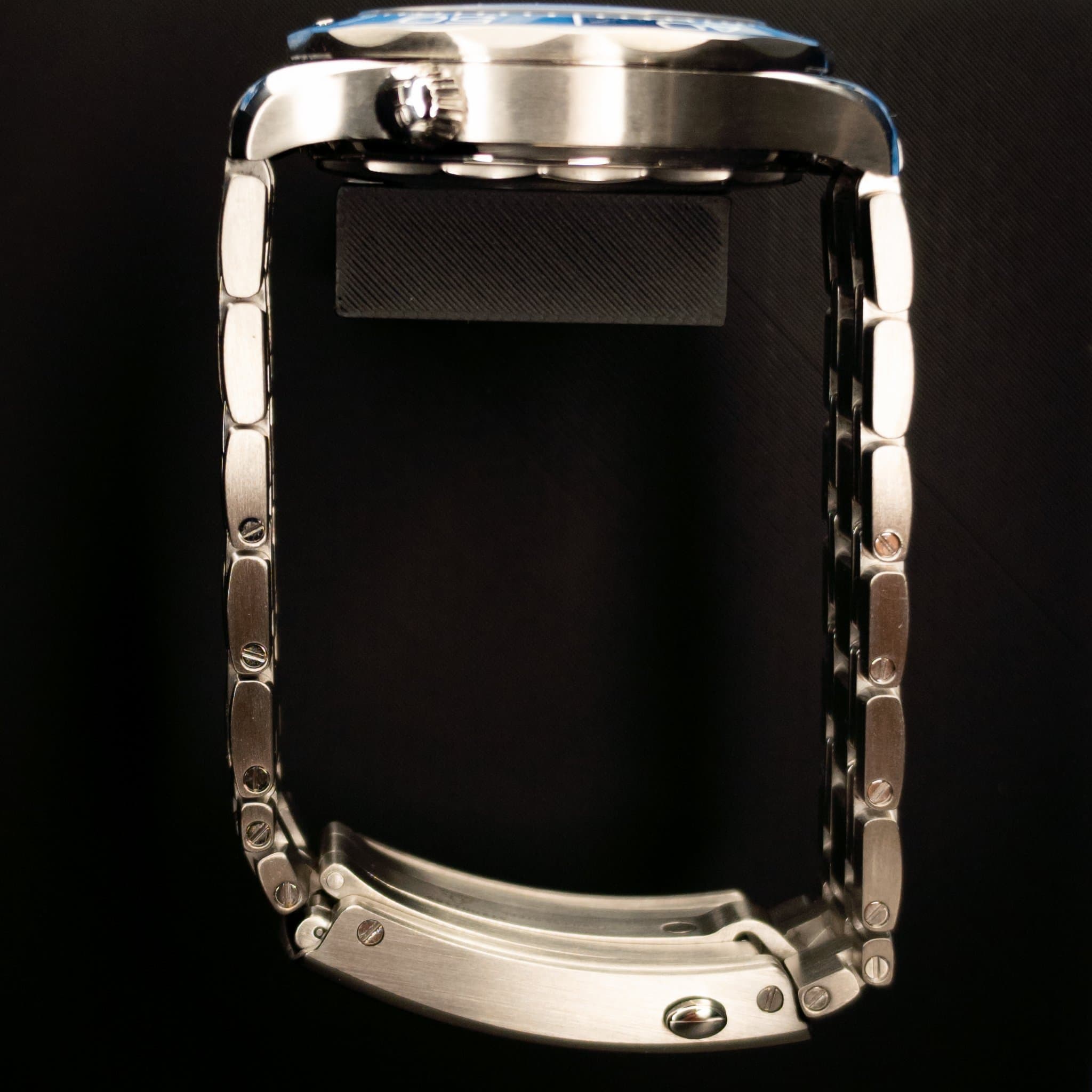 Omega Seamaster Diver 300M 2025 (Ref. 210.30.42.20.03.001) — photo 15