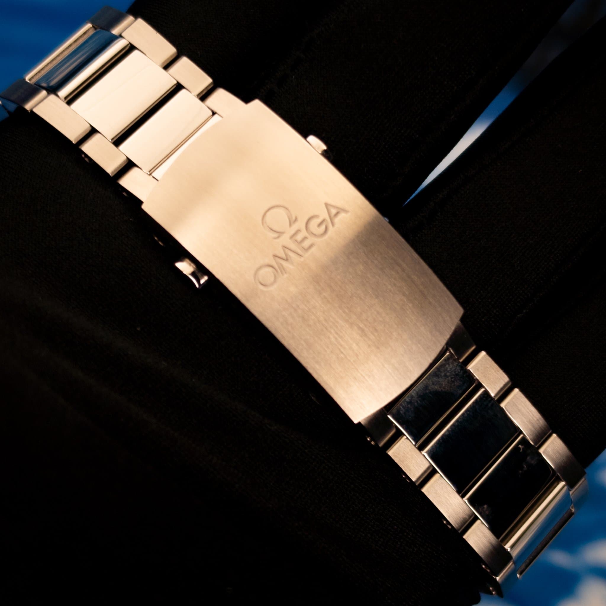 Omega Seamaster 300 (Ref. 233.30.41.21.01.001) — photo 9