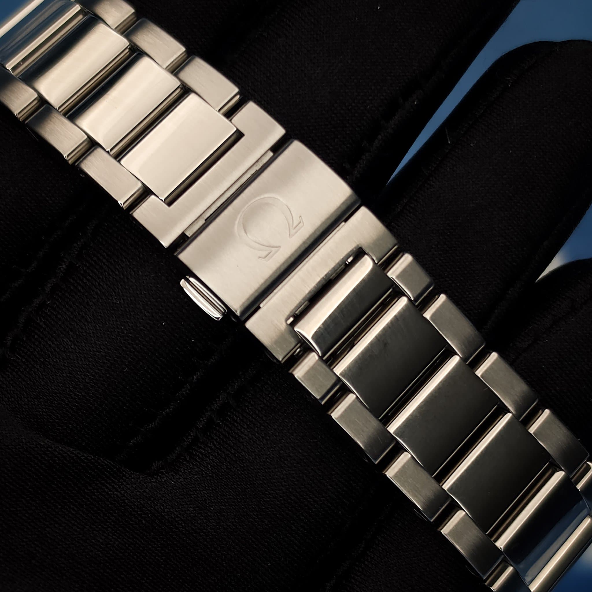 Omega Aqua Terra (Ref. 231.10.42.21.02.003) — photo 12