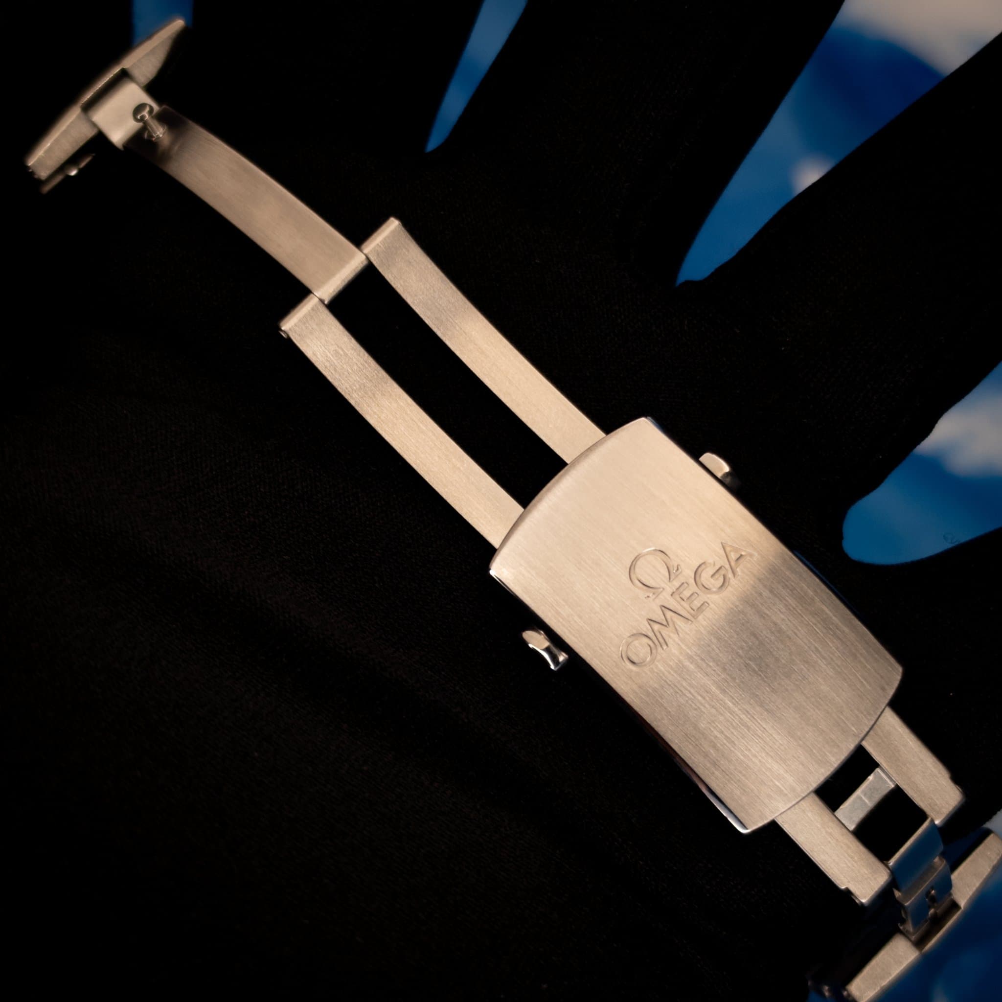 Omega Seamaster Diver 300M Blue No Wave (Ref. 212.30.41.20.03.001) — photo 11